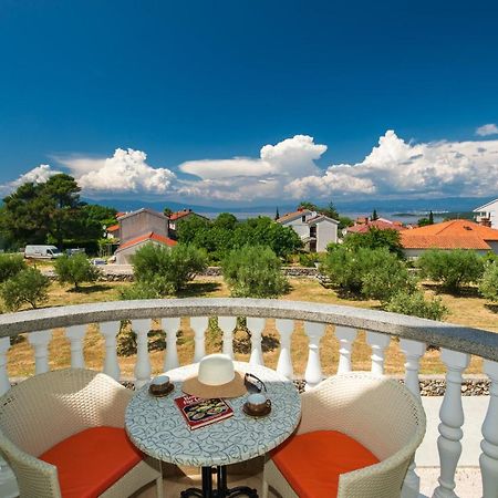 Vila Panorama By El-Pi Tours Malinska Εξωτερικό φωτογραφία