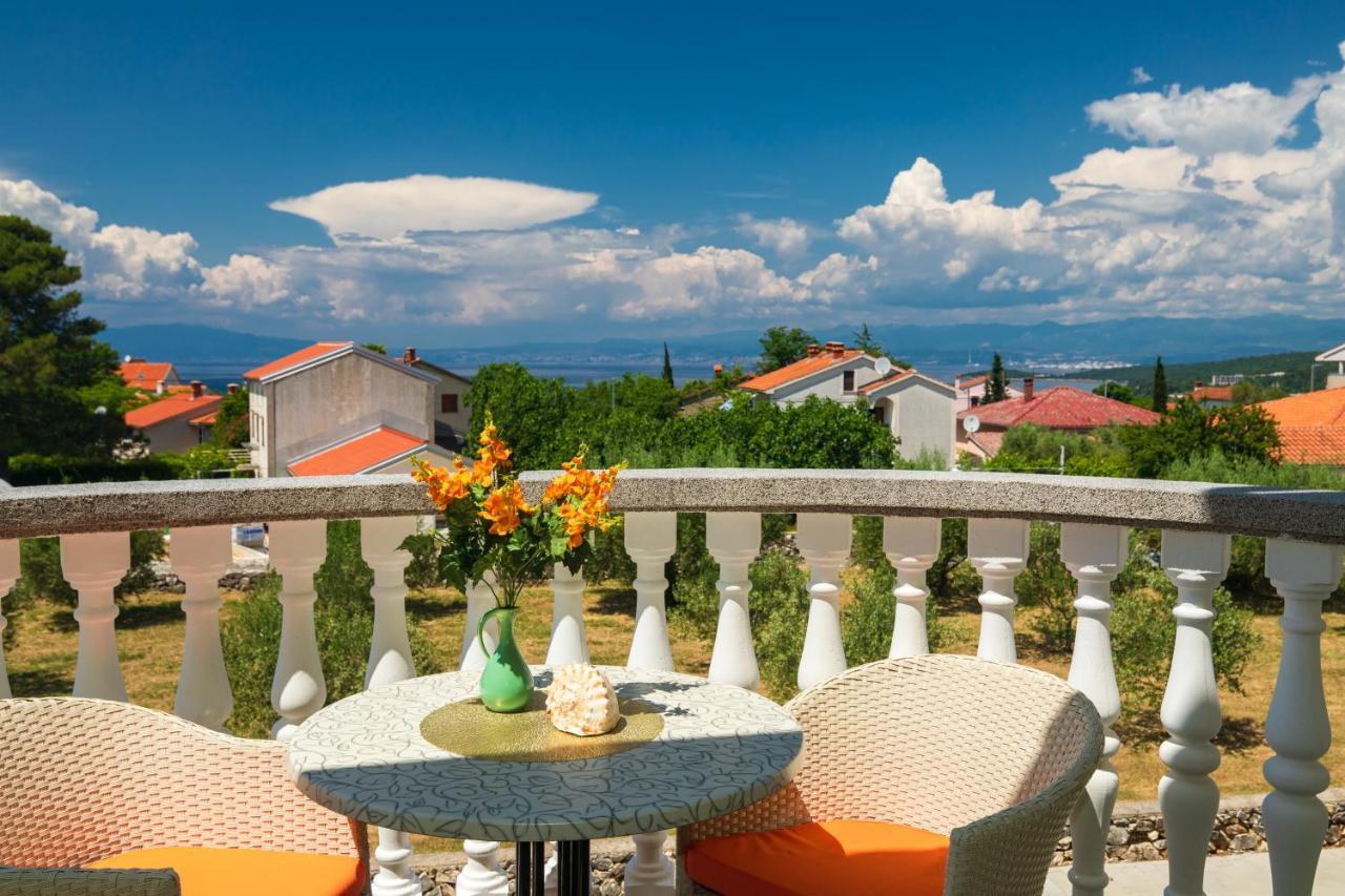 Vila Panorama By El-Pi Tours Malinska Εξωτερικό φωτογραφία
